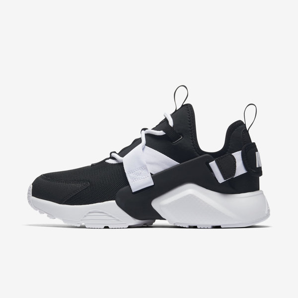 w nike air huarache city low