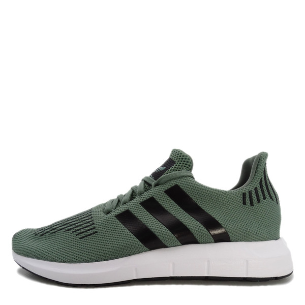 Sneaker Herrenschuhe Adidas Herren Sneaker Swift Run TraCar Adidas Herren Sneaker Swift Run TraCarTraCarFtwWht BD7976