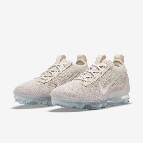 博客來-Nike Wmns Air Vapormax 2021 FK [DC9454-101] 女慢跑鞋氣墊