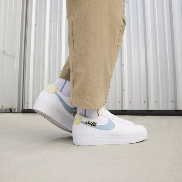 Nike W Blazer Low Platform SE NN [DJ6376-100] 女 休閒鞋 厚底 昆蟲 白藍