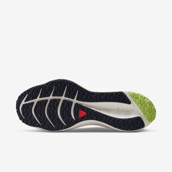 博客來-Nike Wmns Zoom Winflo 8 Shield [DO2342-144] 女慢跑鞋運動防