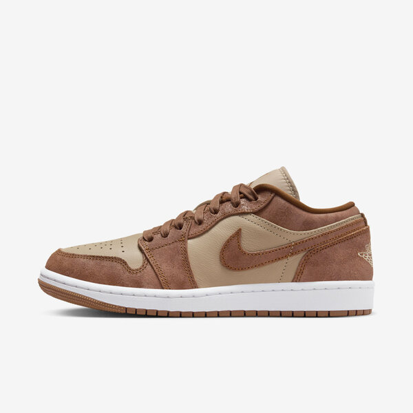 スニーカー Air Jordan 1 Low SE Women's Shoes FJ3453-200 Amazon.com | Jordan Women's 1 Low SE Legend MD Brown/Legend