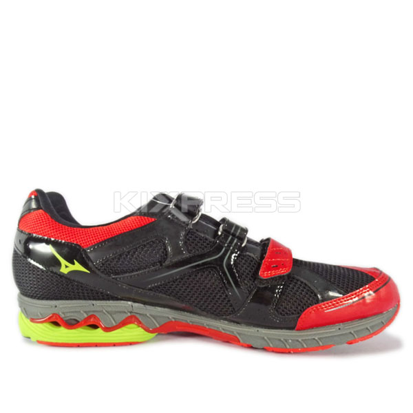 mizuno wave idaten dyna bt