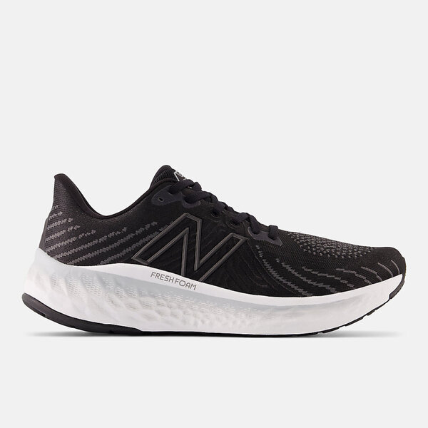 ★ニューバランス★新品　FRESH FOAM VONGO v5　27.5（2E）ブラック New Balance Fresh Foam X Vongo v5 2E Width Running Shoes-Men